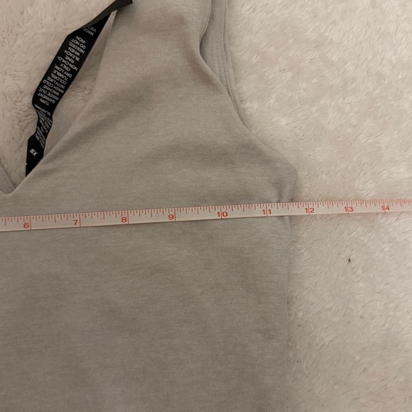 Vuori Halo Dreamknit Bodysuit size XS - Picture 3 of 4